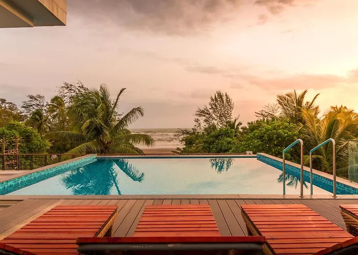 Stayvista Ashore 6Bhk Infinity Pool Ocean View- Morjim